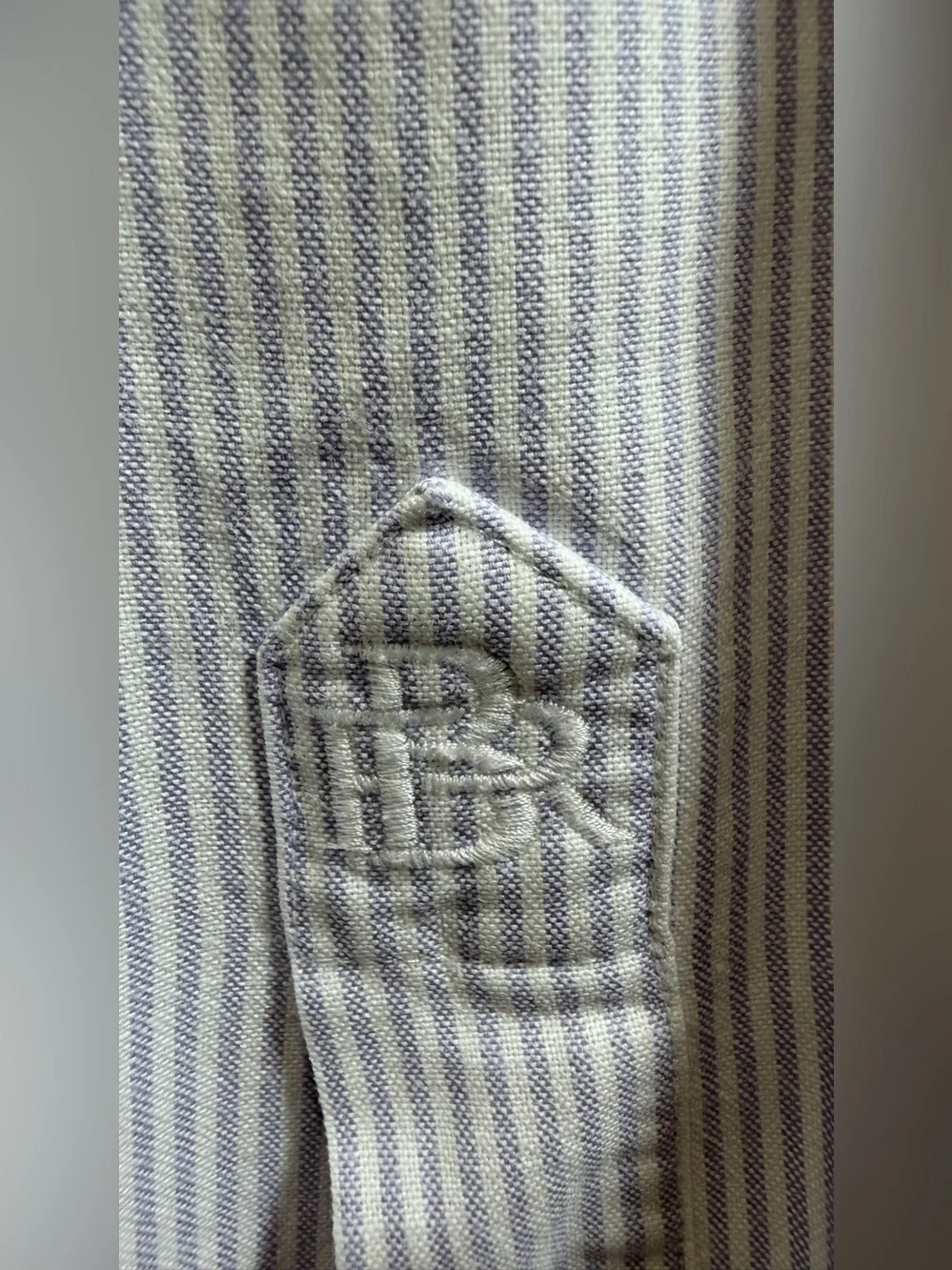 Banana Republic Men's Tailored Slim Fit Dress Shirt - Pinstripe - Lge (16-16.5)